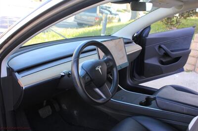 2018 Tesla Model 3 Long Range  We Finance - Photo 18 - Rialto, CA 92376-8618