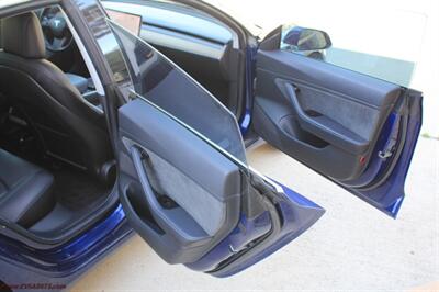 2018 Tesla Model 3 Long Range  We Finance - Photo 11 - Rialto, CA 92376-8618