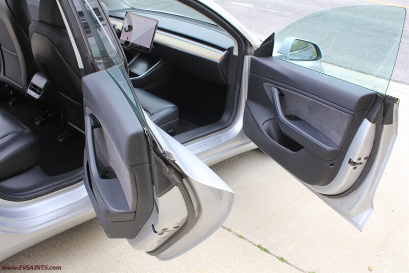 2018 Tesla Model 3 Long Range We Finance - Photo 13 - Rialto, CA 92376-8618