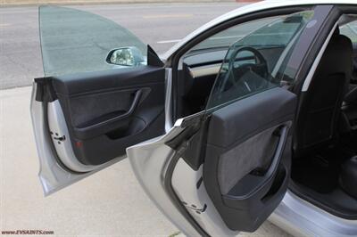 2018 Tesla Model 3 Long Range We Finance - Photo 11 - Rialto, CA 92376-8618