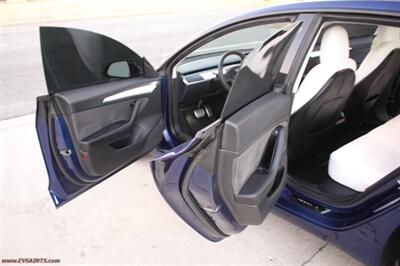2022 Tesla Model 3 Long Range   - Photo 11 - Rialto, CA 92376-8618