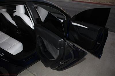 2022 Tesla Model 3 Long Range   - Photo 9 - Rialto, CA 92376-8618