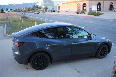 2022 Tesla Model Y Long Range  Warranty *** We Finance - Photo 7 - Rialto, CA 92376-8618