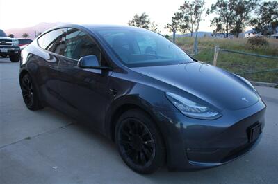 2022 Tesla Model Y Long Range  Warranty *** We Finance - Photo 8 - Rialto, CA 92376-8618