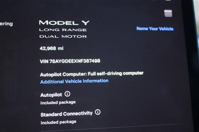 2022 Tesla Model Y Long Range  Warranty *** We Finance - Photo 21 - Rialto, CA 92376-8618