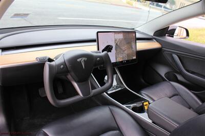 2020 Tesla Model 3 Long Range Fully Paid FSD - Financing - Photo 18 - Rialto, CA 92376-8618