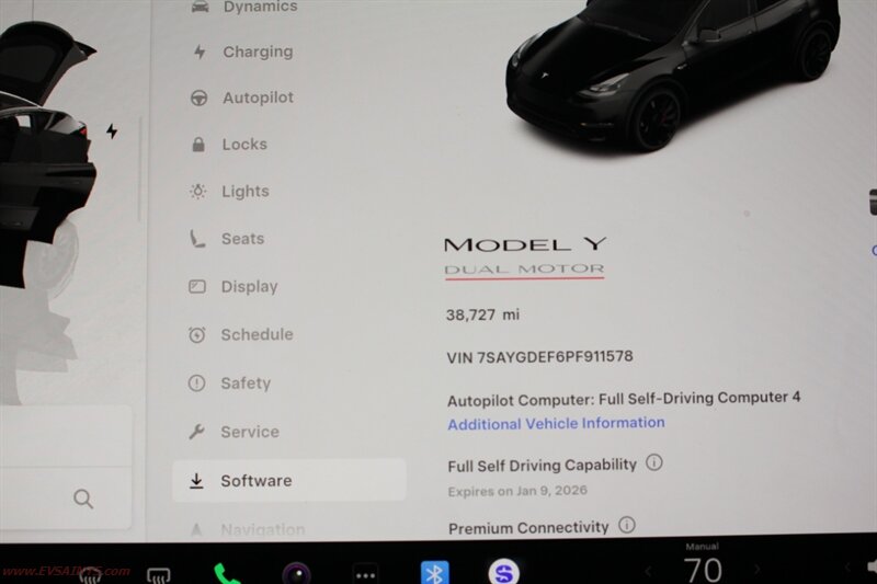 2023 Tesla Model Y Performance All Black Premium - Photo 23 - Rialto, CA 92376-8618