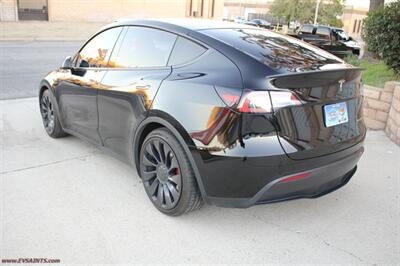 2023 Tesla Model Y Performance All Black Premium - Photo 5 - Rialto, CA 92376-8618