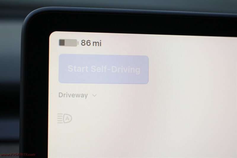 2023 Tesla Model Y Performance All Black Premium - Photo 21 - Rialto, CA 92376-8618