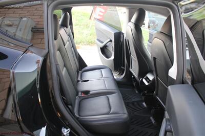 2023 Tesla Model Y Performance All Black Premium - Photo 15 - Rialto, CA 92376-8618
