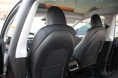 2023 Tesla Model Y Performance All Black Premium - Photo 19 - Rialto, CA 92376-8618