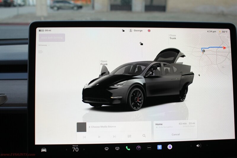 2023 Tesla Model Y Performance All Black Premium - Photo 22 - Rialto, CA 92376-8618