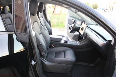 2023 Tesla Model Y Performance All Black Premium - Photo 16 - Rialto, CA 92376-8618