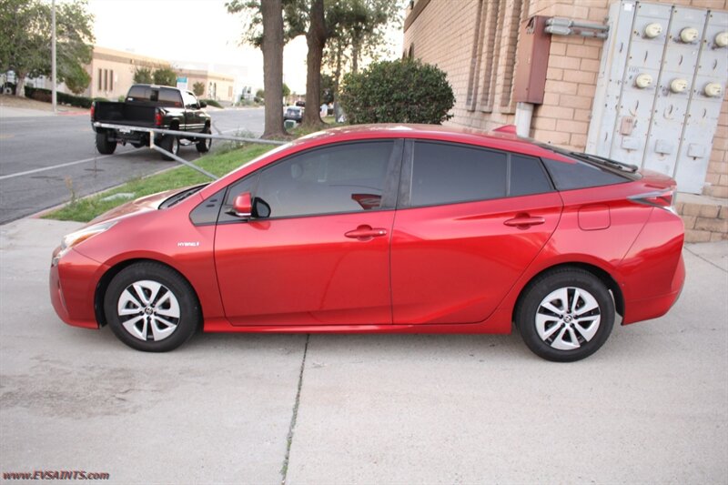 2018 Toyota Prius Two - Photo 2 - Rialto, CA 92376-8618