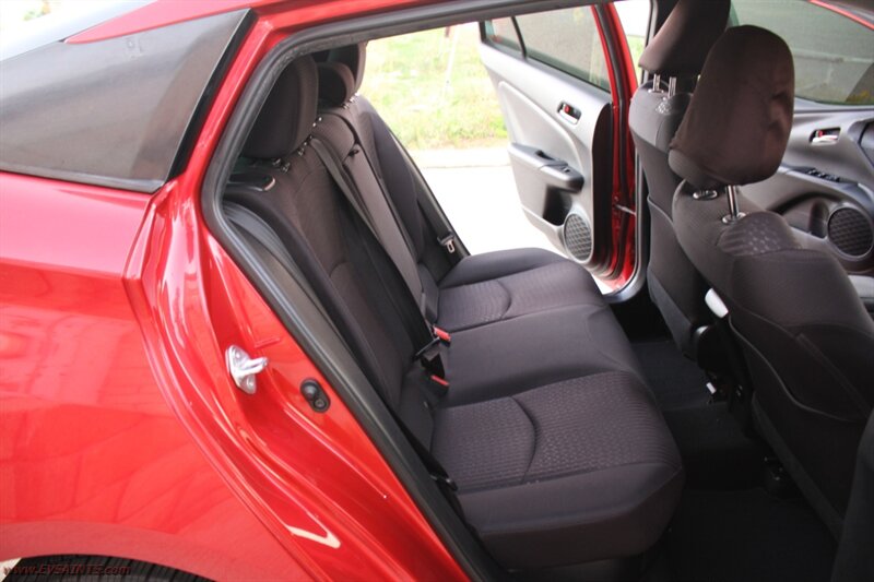 2018 Toyota Prius Two - Photo 10 - Rialto, CA 92376-8618