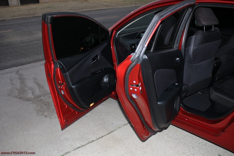 2018 Toyota Prius Two - Photo 8 - Rialto, CA 92376-8618