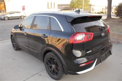 2018 Kia Niro LX - Photo 5 - Rialto, CA 92376-8618