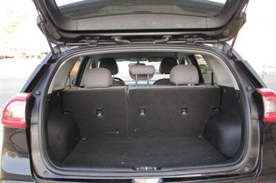 2018 Kia Niro LX - Photo 13 - Rialto, CA 92376-8618