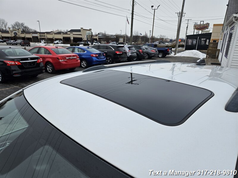 2015 Jeep Grand Cherokee Limited - Photo 9 - Greenwood, IN 46142