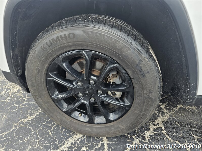 2015 Jeep Grand Cherokee Limited - Photo 37 - Greenwood, IN 46142