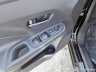 2025 Nissan Versa SV - Photo 10 - Greenwood, IN 46142