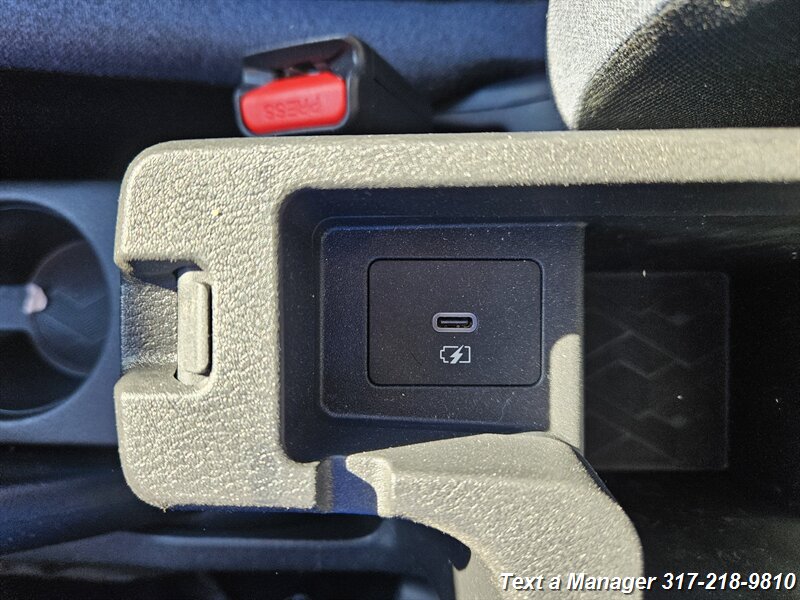 2025 Nissan Versa SV - Photo 22 - Greenwood, IN 46142