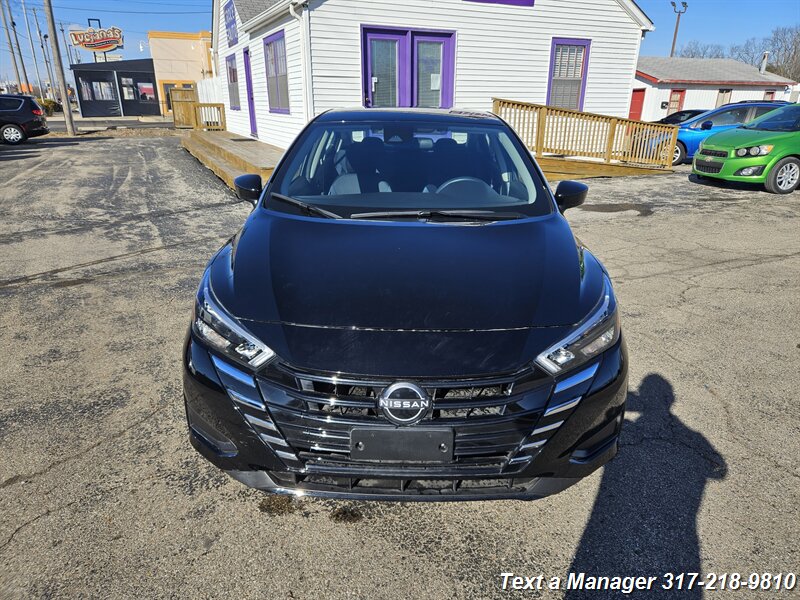 2025 Nissan Versa SV - Photo 8 - Greenwood, IN 46142