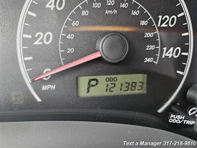 2010 Toyota Corolla LE   - Photo 13 - Greenwood, IN 46142