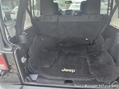 2015 Jeep Wrangler Unlimited Sport   - Photo 23 - Greenwood, IN 46142