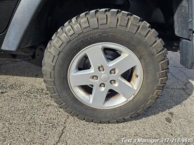 2015 Jeep Wrangler Unlimited Sport   - Photo 26 - Greenwood, IN 46142
