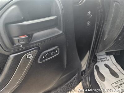 2015 Jeep Wrangler Unlimited Sport   - Photo 10 - Greenwood, IN 46142