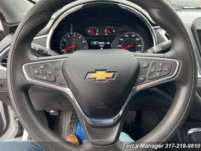 2019 Chevrolet Malibu LT   - Photo 12 - Greenwood, IN 46142