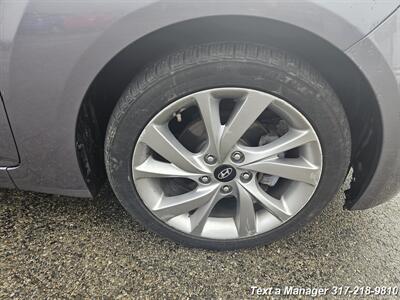 2016 Hyundai VELOSTER   - Photo 28 - Greenwood, IN 46142