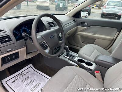 2012 Ford Fusion SE   - Photo 10 - Greenwood, IN 46142