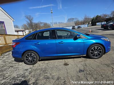 2014 Ford Focus SE   - Photo 6 - Greenwood, IN 46142