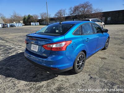 2014 Ford Focus SE   - Photo 5 - Greenwood, IN 46142