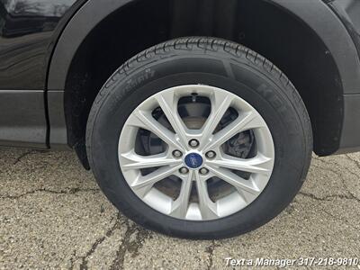 2018 Ford Escape SE   - Photo 10 - Greenwood, IN 46142
