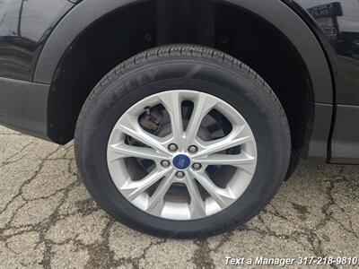2018 Ford Escape SE   - Photo 11 - Greenwood, IN 46142