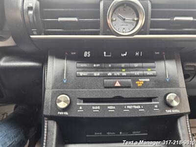 2016 Lexus RC 200t F Sport   - Photo 19 - Greenwood, IN 46142