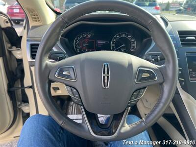 2014 Lincoln MKZ   - Photo 14 - Greenwood, IN 46142