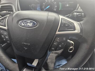 2013 Ford Fusion SE   - Photo 15 - Greenwood, IN 46142