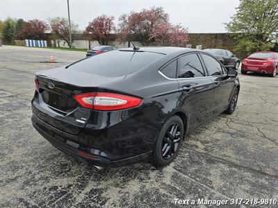 2013 Ford Fusion SE   - Photo 5 - Greenwood, IN 46142