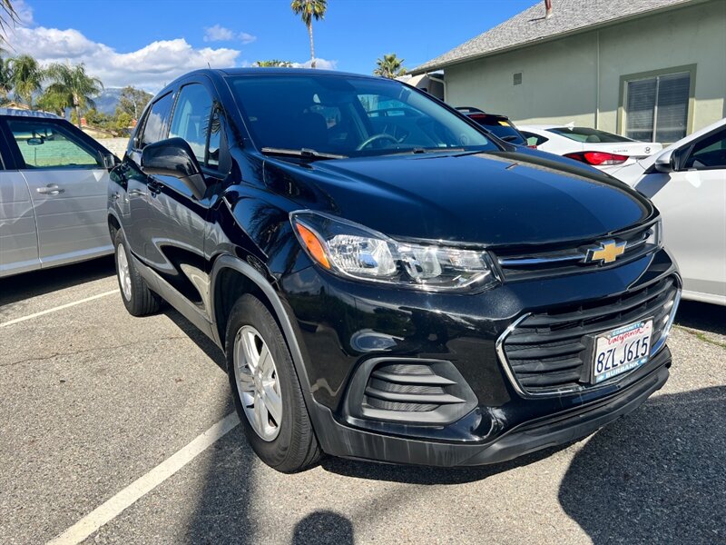 2022 Chevrolet Trax LS  