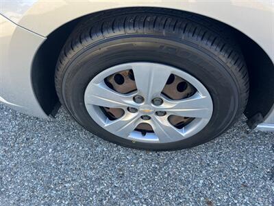 2018 Chevrolet Cruze LS Auto - Photo 24 - Rancho Cucamonga, CA 91730