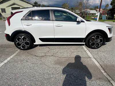 2023 Kia Niro EX Touring - Photo 7 - Rancho Cucamonga, CA 91730