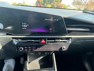 2023 Kia Niro EX Touring - Photo 11 - Rancho Cucamonga, CA 91730