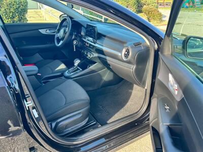 2023 Kia Forte LXS   - Photo 17 - Rancho Cucamonga, CA 91730