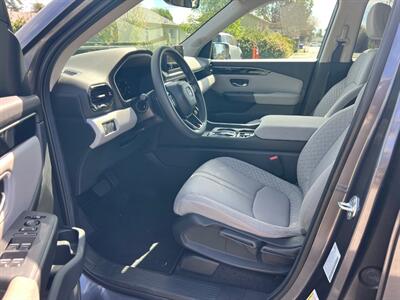 2024 Honda Pilot LX - Photo 14 - Rancho Cucamonga, CA 91730