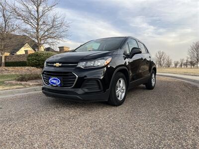 2019 Chevrolet Trax LS   - Photo 2 - Perryton, TX 79070
