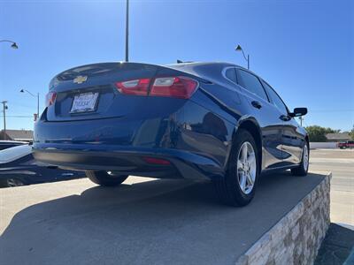 2019 Chevrolet Malibu LS Fleet   - Photo 3 - Perryton, TX 79070